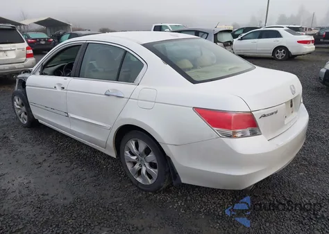 2010 Honda Accord 3.5 Ex-L z USA, uszkodzony, nr VIN 1HGCP3F82AA007438